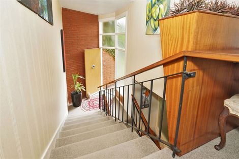 Photo of property in 162 Cambridge Road, Hillcrest, Hamilton, 3216