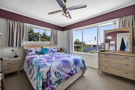 Photo of property in 2/39 Awanui Street, Merrilands, New Plymouth, 4312