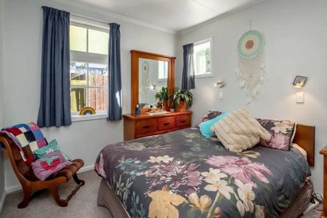 Photo of property in 102 Villa Street, Masterton, 5810