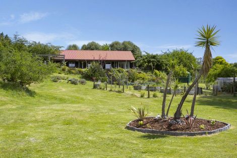 Photo of property in 1/142 Mapara Road, Acacia Bay, Taupo, 3385