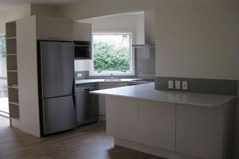 Photo of property in 2/19 Edgeworth Road, Glenfield, Auckland, 0629