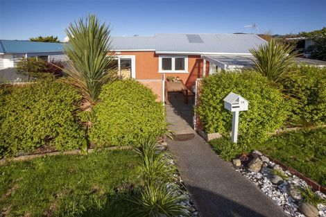 Photo of property in 29 Margaret Road, Raumati Beach, Paraparaumu, 5032