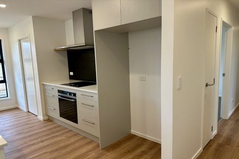 Photo of property in 24 Pahiki Crescent, Levin, 5510