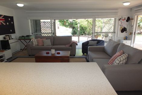 Photo of property in 10 Mack Street, Foxton Beach, Foxton, 4815