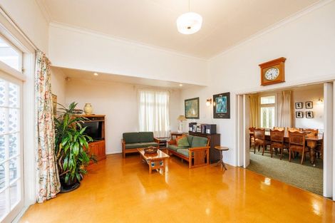 Photo of property in 155 Park Road, West End, Palmerston North, 4410