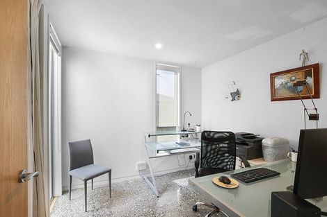 Photo of property in 79 Buller Street, New Plymouth, 4312