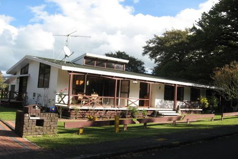 Photo of property in 1 Bridge Street, Tirau, 3410