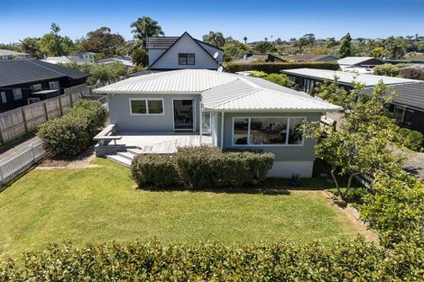 Photo of property in 85a Ladies Mile, Manly, Whangaparaoa, 0930