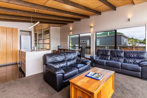 Photo of property in 37 Parekaawa Drive, Motuoapa, 3382