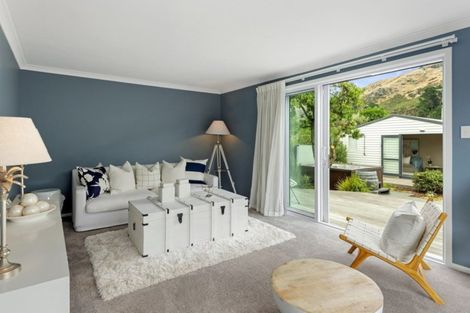 Photo of property in 18 Arnold Street, Sumner, Christchurch, 8081