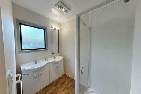 Photo of property in 5 Goldsborough Avenue, Raumati Beach, Paraparaumu, 5032