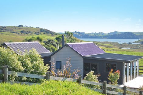 Photo of property in 27 Waterview Crescent, Kaiwaka, 0573