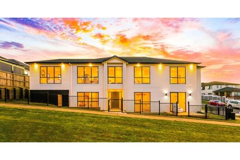 Photo of property in 2 Piki Street, Flat Bush, Auckland, 2019