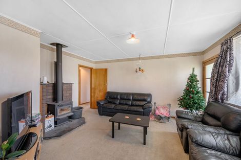Photo of property in 42 Francis Drake Street, Waipukurau, 4200