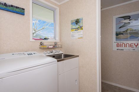 Photo of property in 2 Henry Street, Kensington, Whangarei, 0112