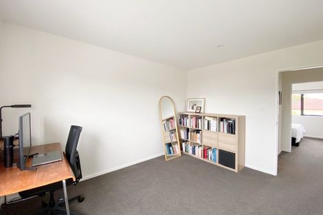 Photo of property in 5/85 Selo Street, Glen Eden, Auckland, 0602