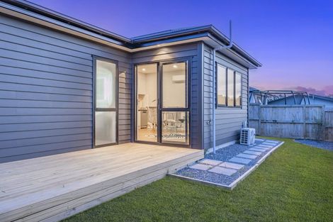 Photo of property in 12 Cutfield Lane, Kumeu, 0810