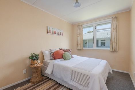 Photo of property in 30 Ashford Avenue, Hokowhitu, Palmerston North, 4410