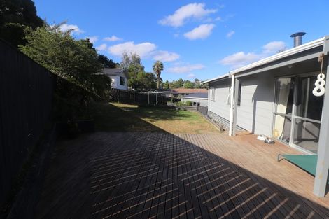 Photo of property in 7 Elizabeth Drive, West Harbour, Auckland, 0618