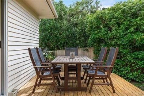Photo of property in 1/50 Bond Crescent, Forrest Hill, Auckland, 0620