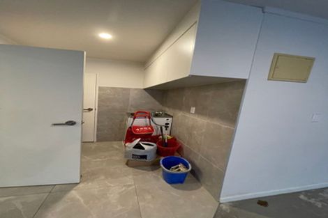 Photo of property in 38 Frank Nobilo Drive, Golflands, Auckland, 2013