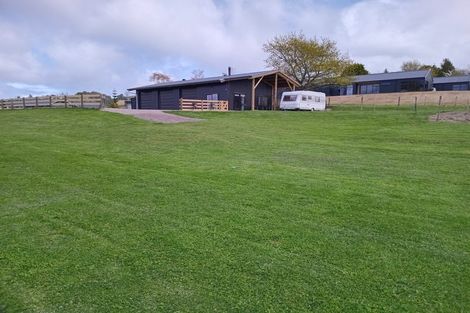Photo of property in 13 Nga Tui Lane, Acacia Bay, Taupo, 3385