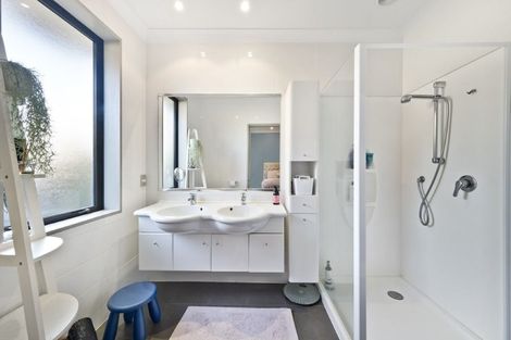 Photo of property in 29 Holbrook Way, Westmorland, Christchurch, 8025