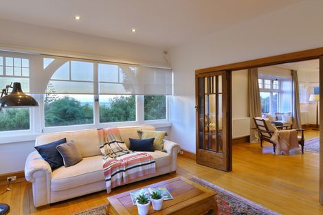 Photo of property in 103 Hackthorne Road, Cashmere, Christchurch, 8022