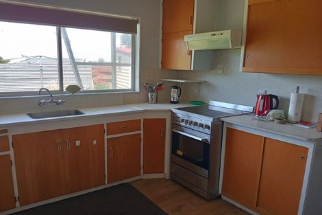 Photo of property in 20 Erskine Street, Tuatapere, 9620