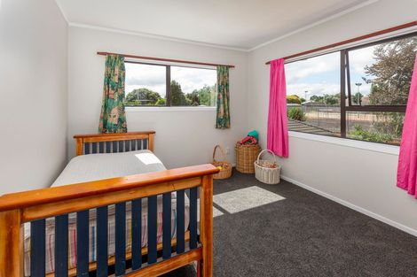 Photo of property in 11 Howden Street, Waiuku, 2123