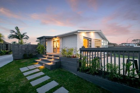 Photo of property in 4 Berwick Place, Mount Maunganui, 3116