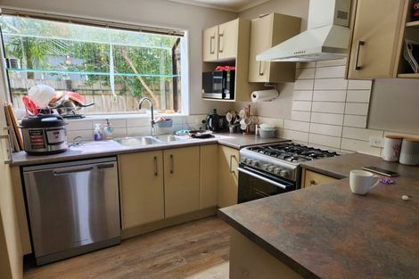 Photo of property in 4 Thistledew Place, Bayview, Auckland, 0629