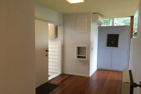 Photo of property in 1 Highbury Crescent, Highbury, Wellington, 6012