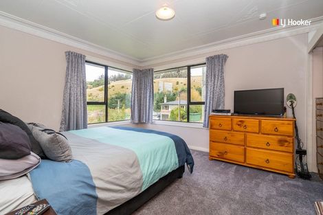 Photo of property in 1 Corbett Street, Green Island, Dunedin, 9018