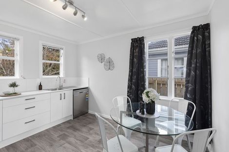 Photo of property in 180 Naenae Road, Naenae, Lower Hutt, 5011