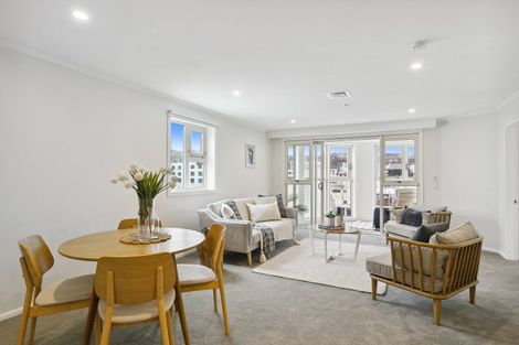 Photo of property in 7a/5 Kent Terrace, Mount Victoria, Wellington, 6011