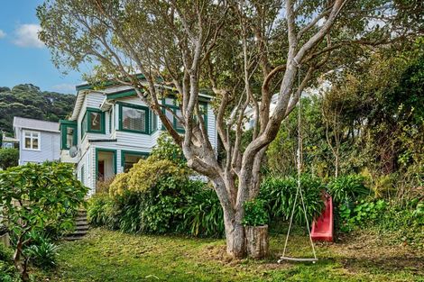 Photo of property in 9 Totara Street, Eastbourne, Lower Hutt, 5013