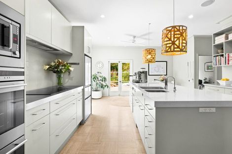 Photo of property in 27 Kopanga Road, Havelock North, 4130