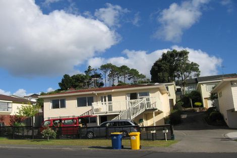 Photo of property in 2/44 Barbados Drive, Unsworth Heights, Auckland, 0632