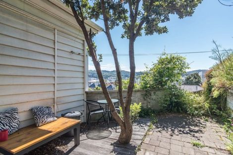 Photo of property in 77 Majoribanks Street, Mount Victoria, Wellington, 6011