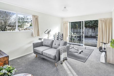 Photo of property in 28 Moreland Avenue, Pukete, Hamilton, 3200