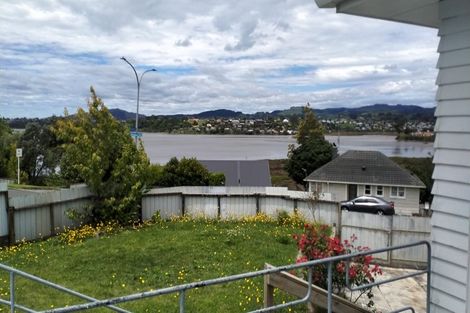 Photo of property in 2 Oxford Street, Parkvale, Tauranga, 3112