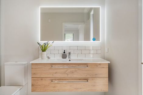 Photo of property in 21 Cynisca Crescent, Wallaceville, Upper Hutt, 5018