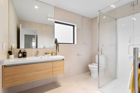 Photo of property in 10 Seafoam Road, Rosehill, Papakura, 2113