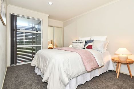 Photo of property in 61 The Track, Takanini, 2112