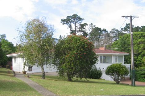 Photo of property in 8 Radiata Lane, Chatswood, Auckland, 0626