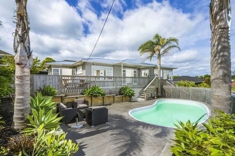 Photo of property in 1/93 Lake Road, Belmont, Auckland, 0622