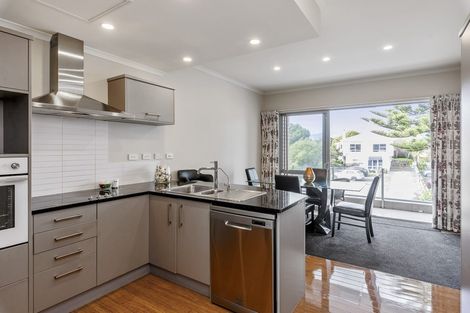 Photo of property in 8/4u Seaview Road, Paraparaumu Beach, Paraparaumu, 5032