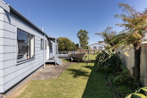 Photo of property in 82 Eversham Road, Mount Maunganui, 3116