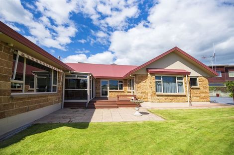 Photo of property in 17 Claremont Rise, Levin, 5510